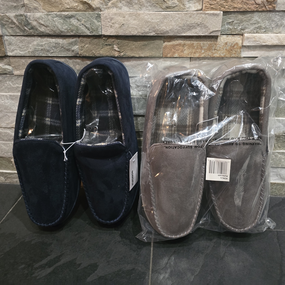 NWT BOGO Kohl's Men's Slippers - Navy and Gray